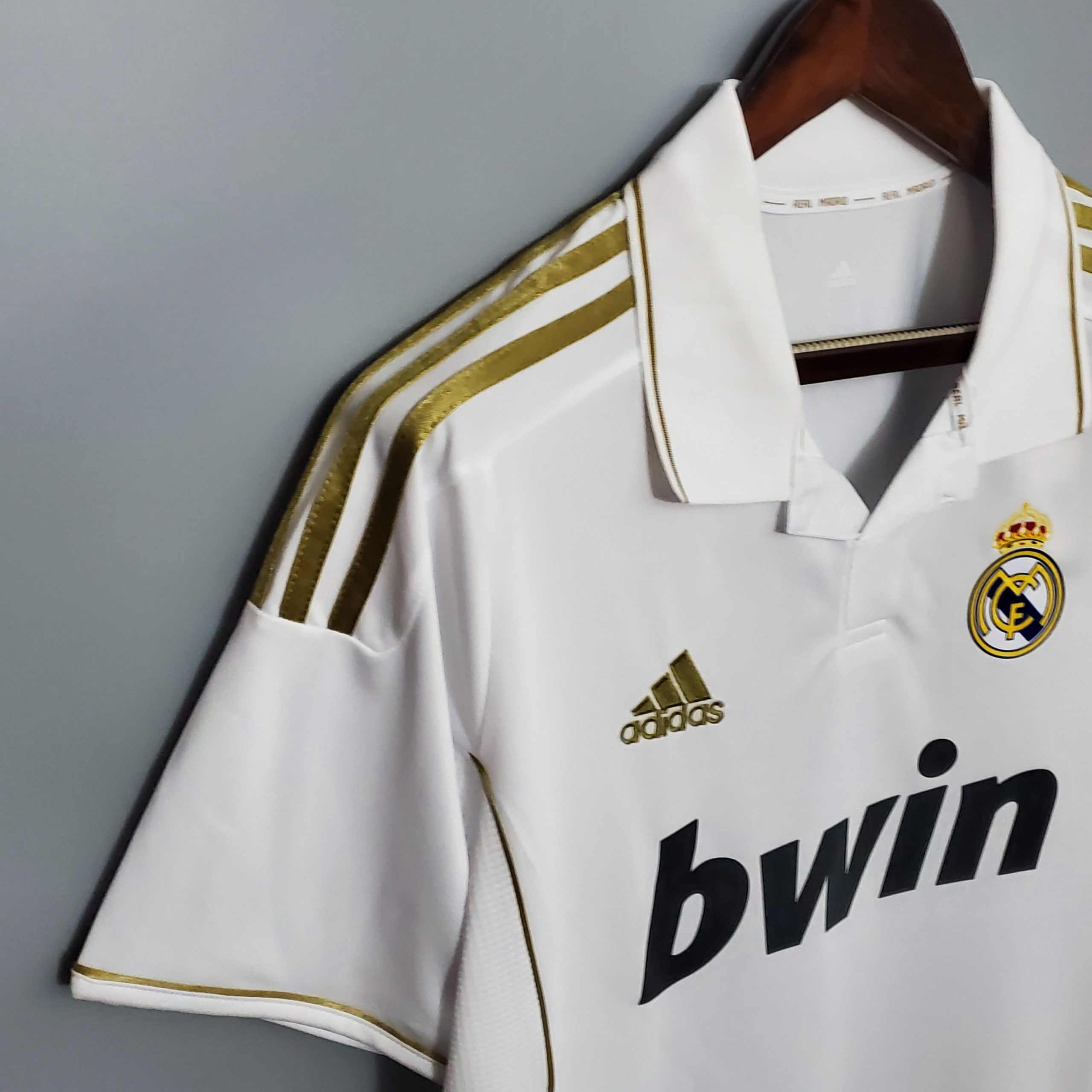 Camiseta Retro Real Madrid - Imagen 4