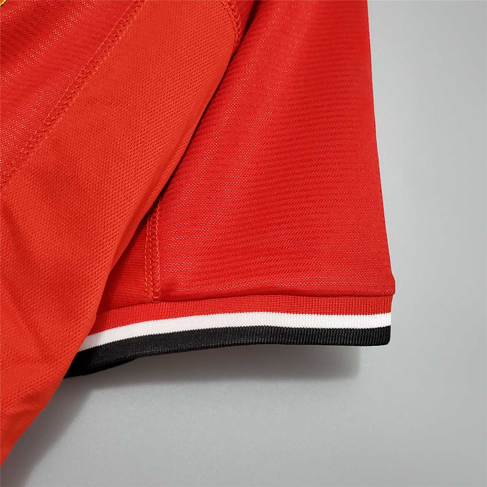 Camiseta Retro Manchester United - Imagen 4