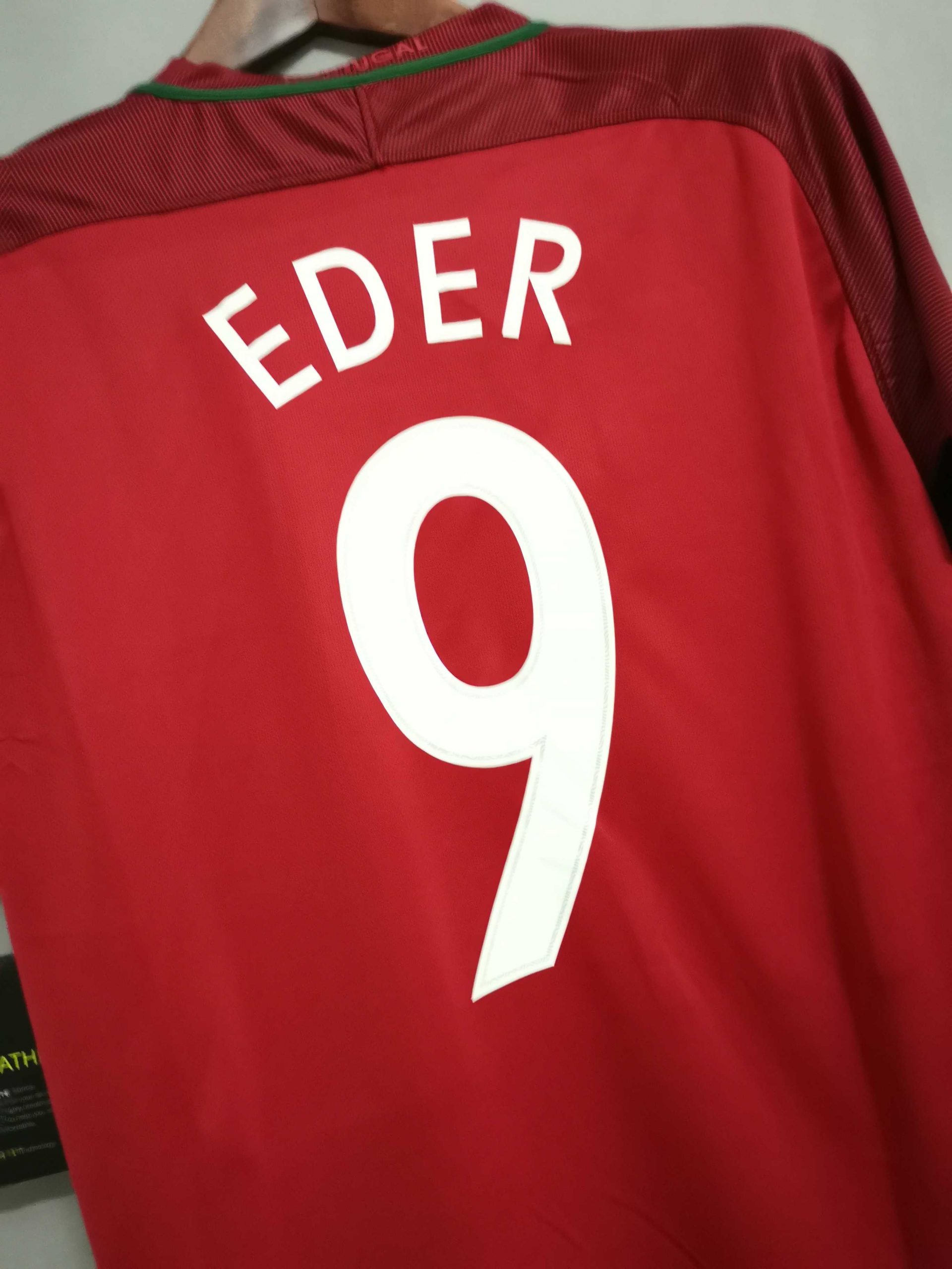 Camiseta Retro Portugal 2016 - Imagen 5