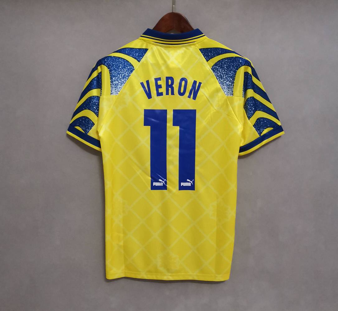 Camiseta Retro Parma - Imagen 3