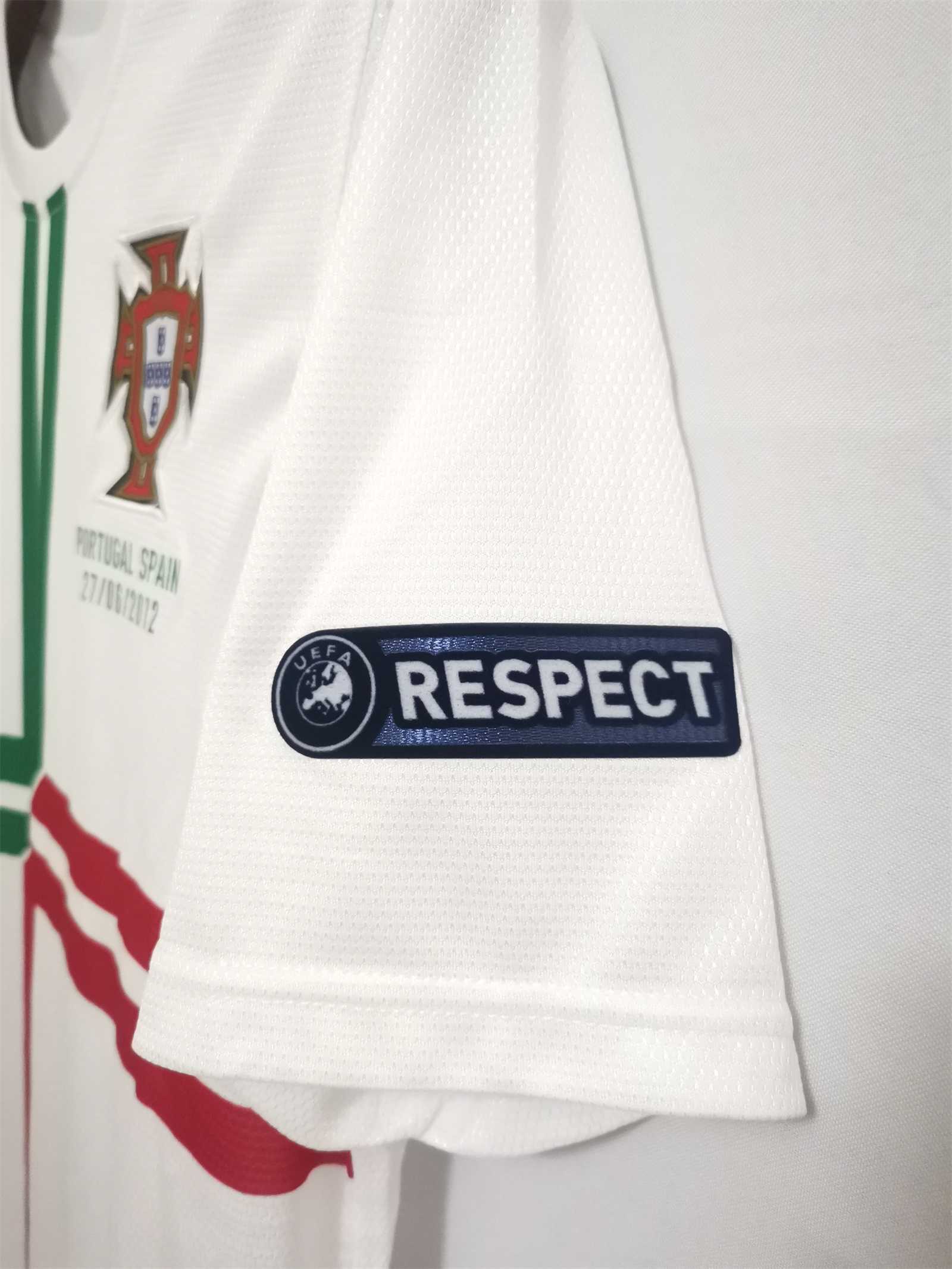 Camiseta Retro Portugal 2012 - Imagen 4